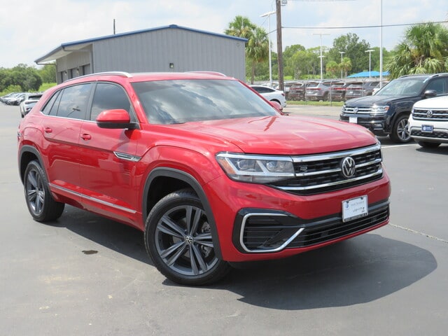 Used 2021 Volkswagen Atlas Cross Sport SE w/Tech R-Line with VIN 1V2PE2CA3MC232787 for sale in Houston, TX