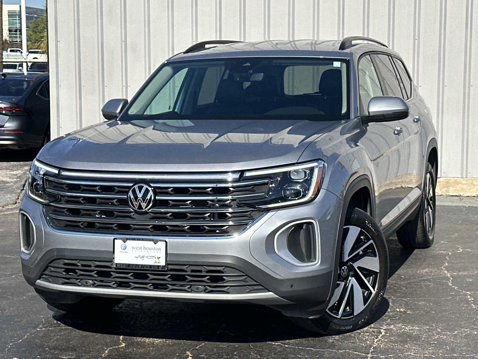 2024 Volkswagen Atlas SE w/Tech