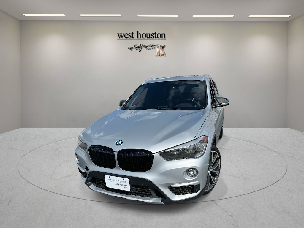 Used 2018 BMW X1 sDrive28i Sports Activity Vehicle Sport Utility