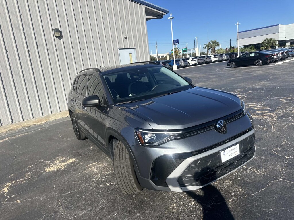 Certified 2025 Volkswagen Taos S FWD Sport Utility