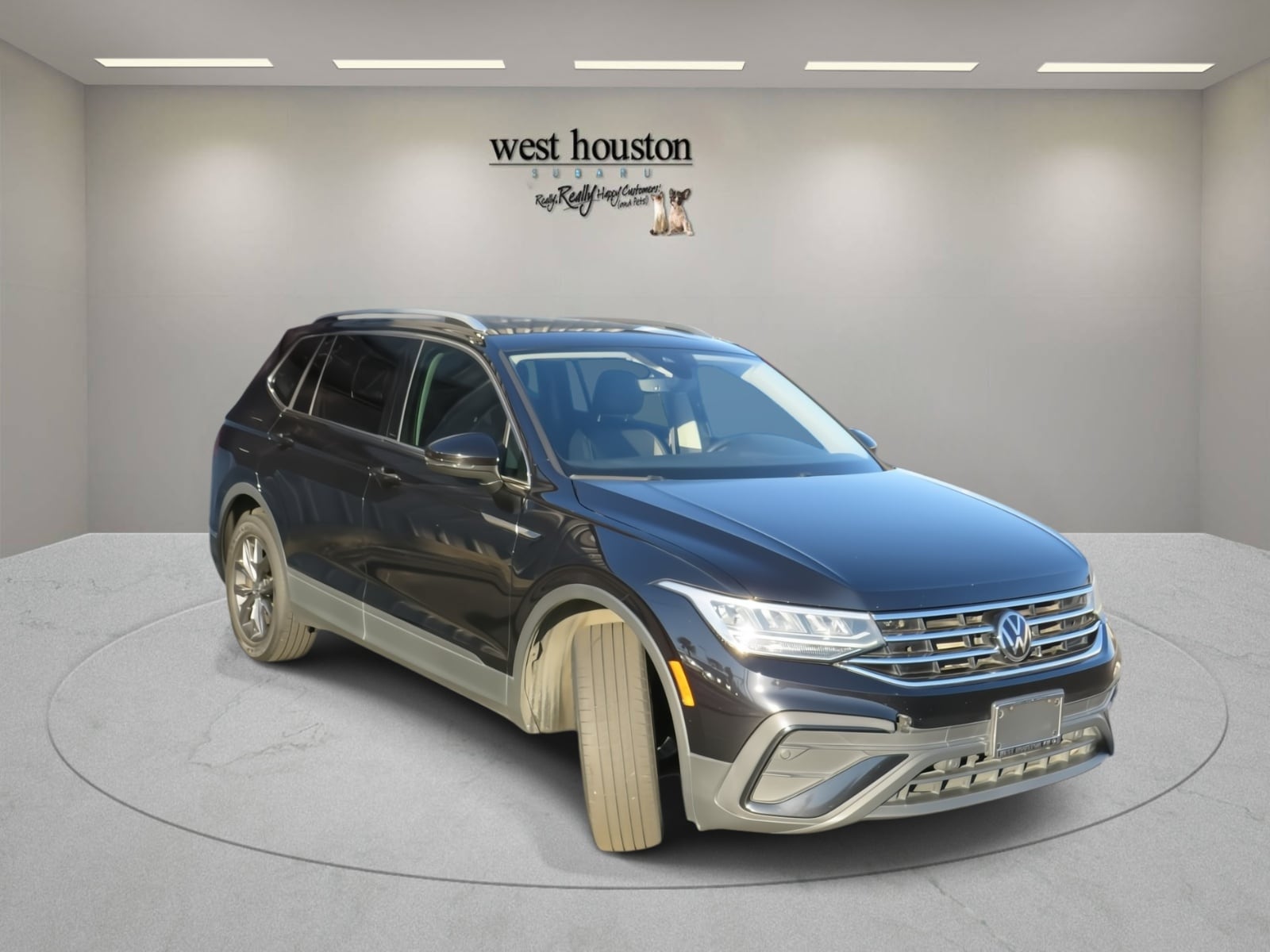 Used 2022 Volkswagen Tiguan SE with VIN 3VV2B7AX1NM036471 for sale in Houston, TX