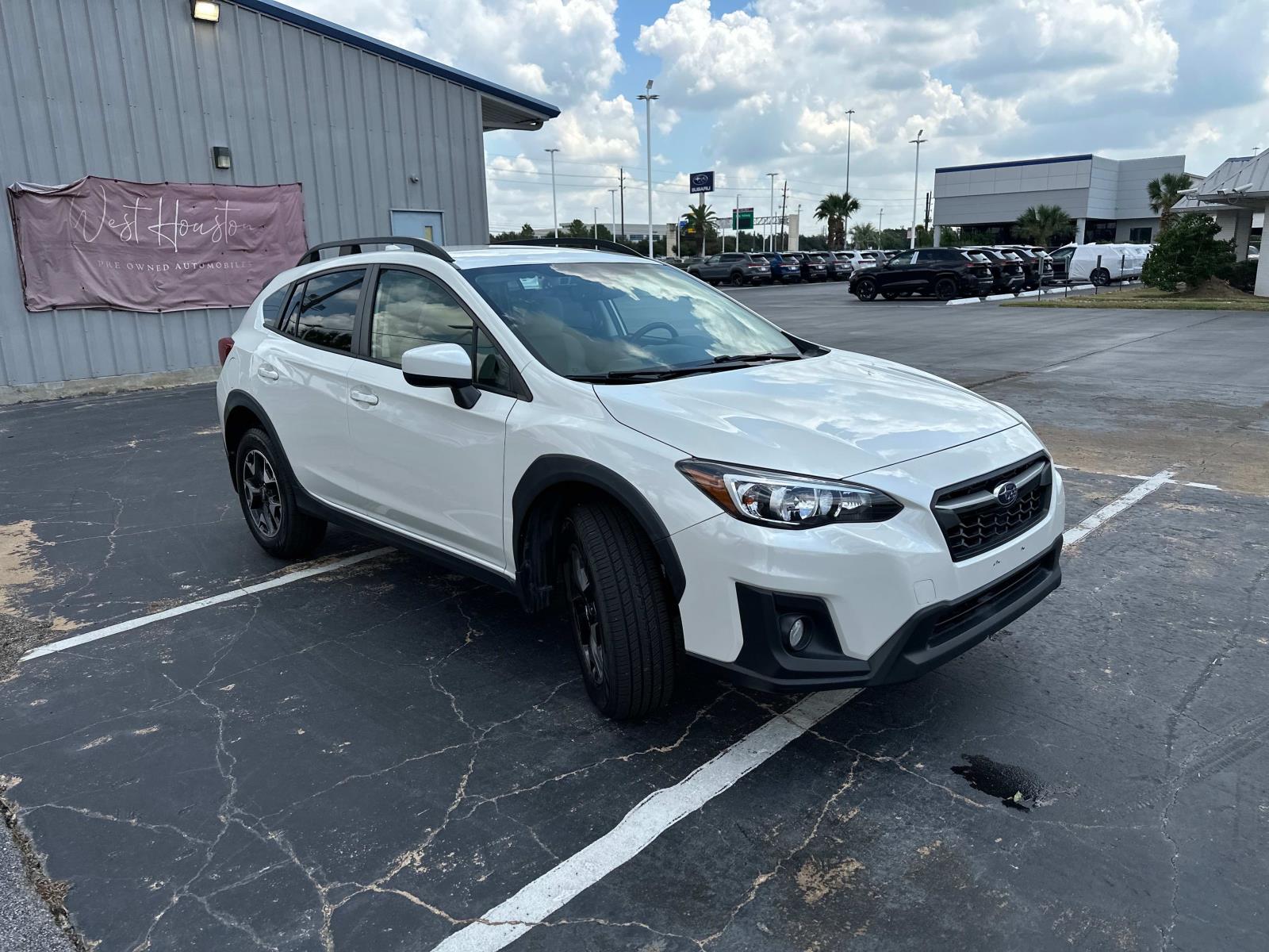 2020 Subaru Crosstrek Premium photo 2