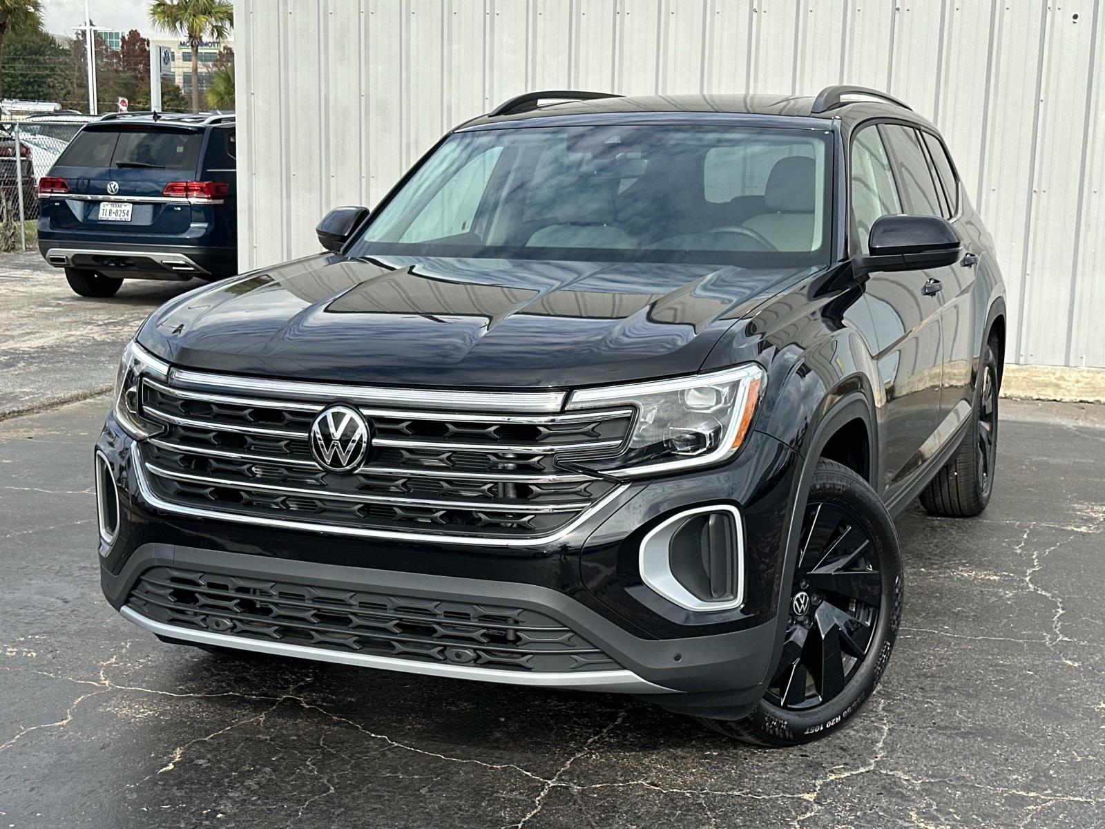 2025 Volkswagen Atlas SE w/Tech's photo