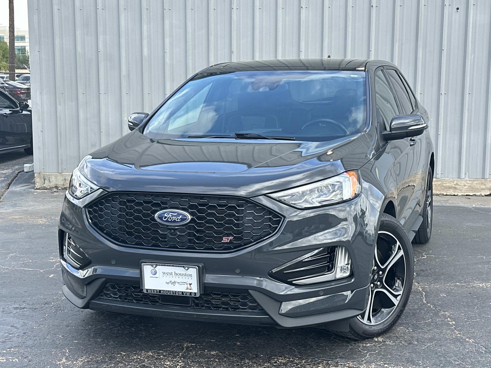 2021 Ford Edge ST