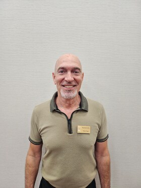 Staff member Robert Chapa from ID_464f60