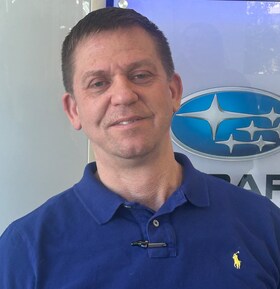 Staff member Chris Louis from ID_f2e494