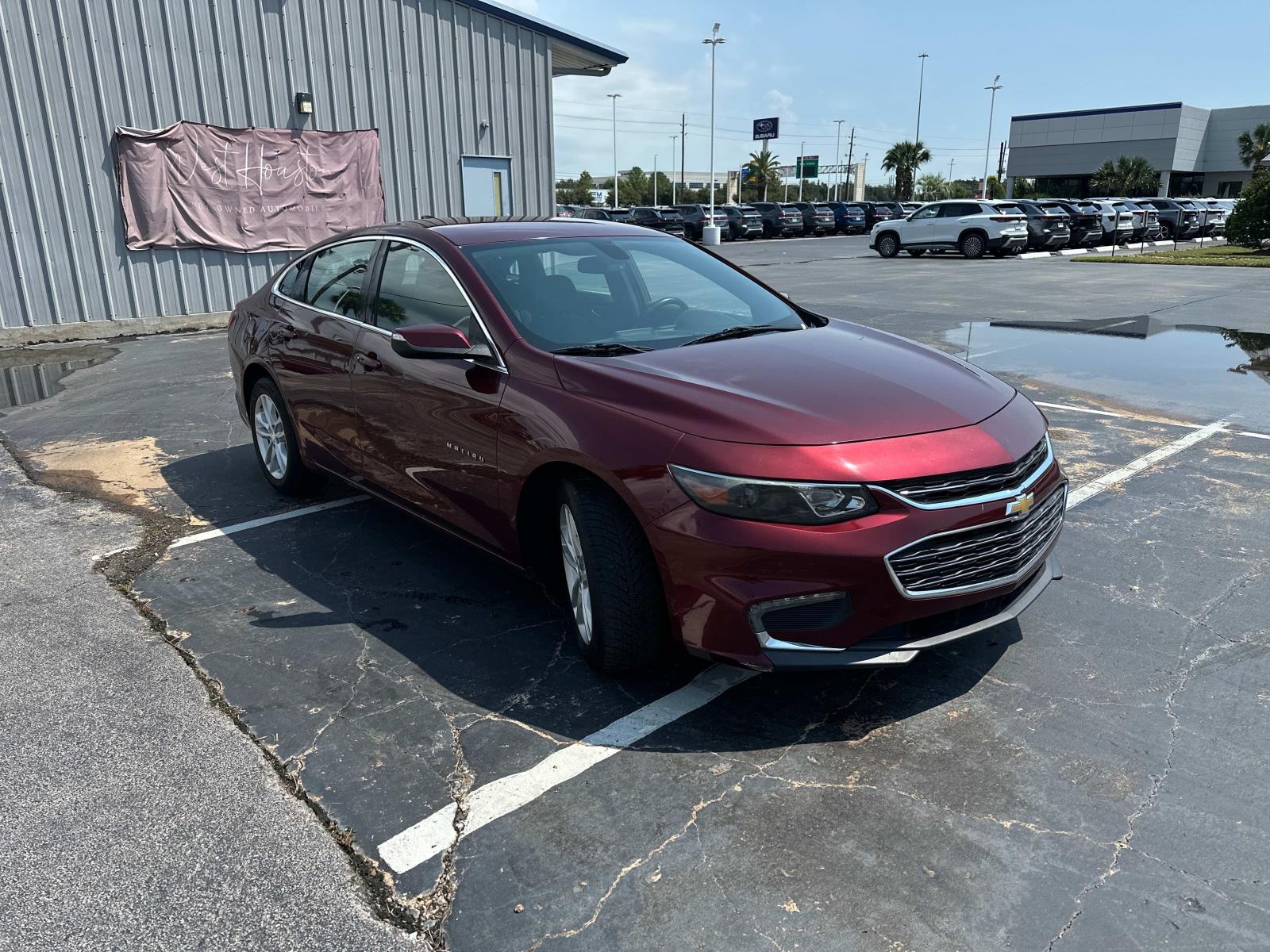 2016 Chevrolet Malibu 1LT photo 2