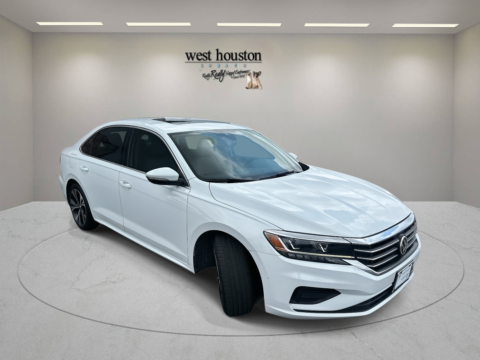 Used 2022 Volkswagen Passat SE with VIN 1VWSA7A37NC005545 for sale in Houston, TX