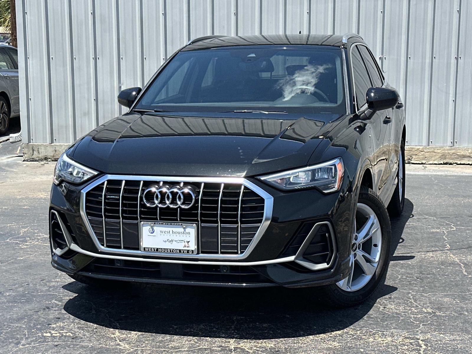2021 Audi Q3 45 TFSI S Line Premium quattro's photo