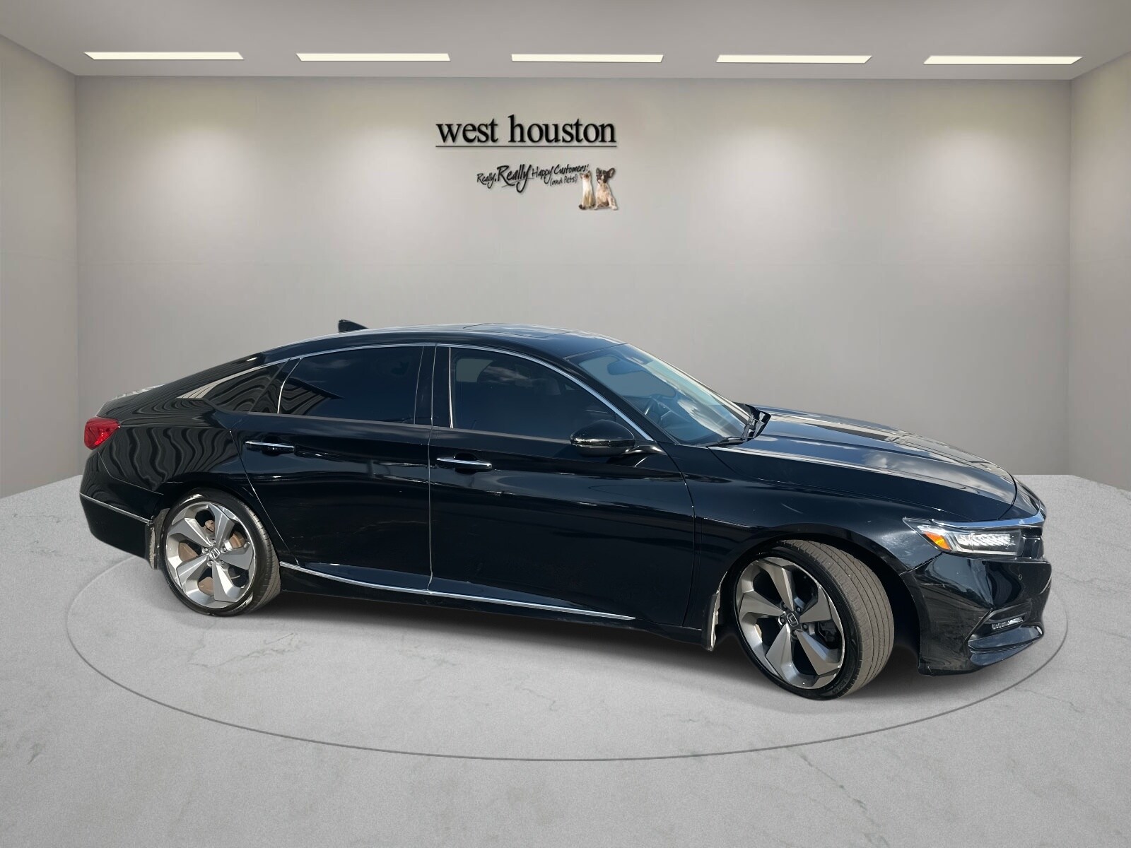 2018 Honda Accord Touring 1.5T photo 3