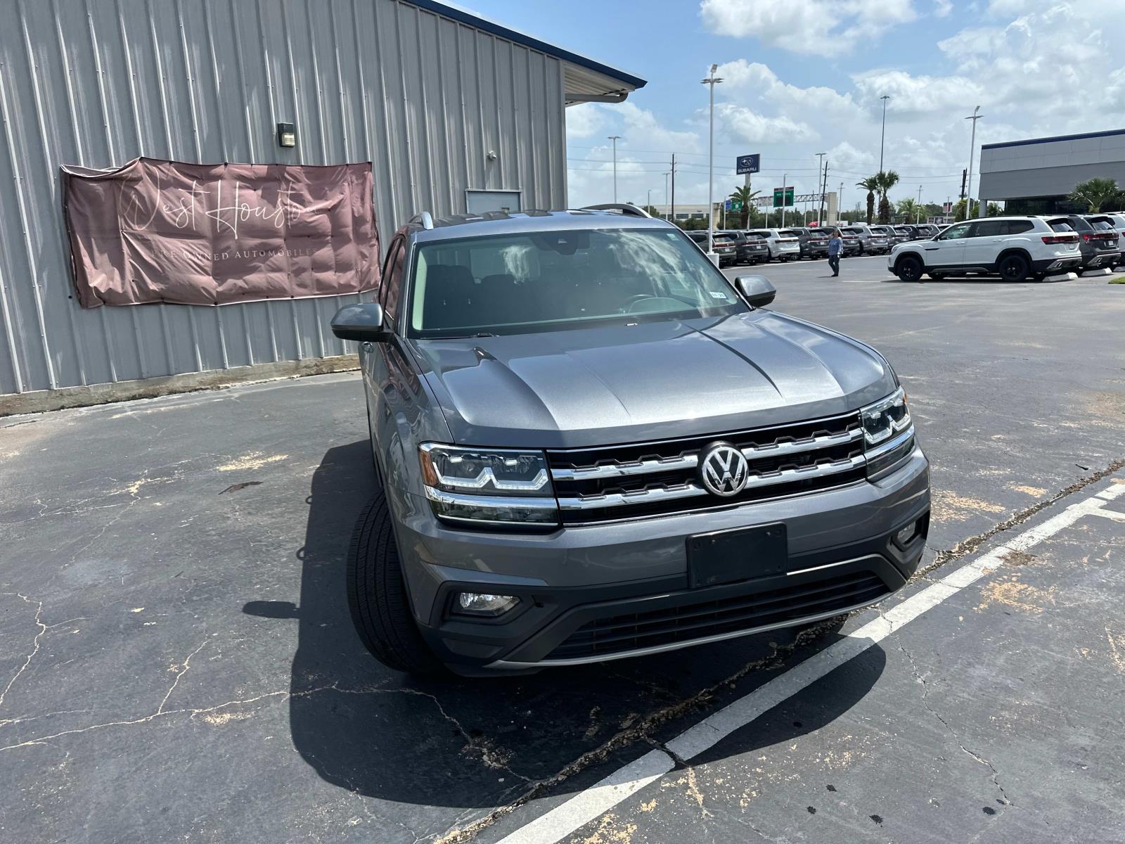 Certified 2019 Volkswagen Atlas SE R-Line w/Tech with VIN 1V2WR2CA6KC616771 for sale in Houston, TX