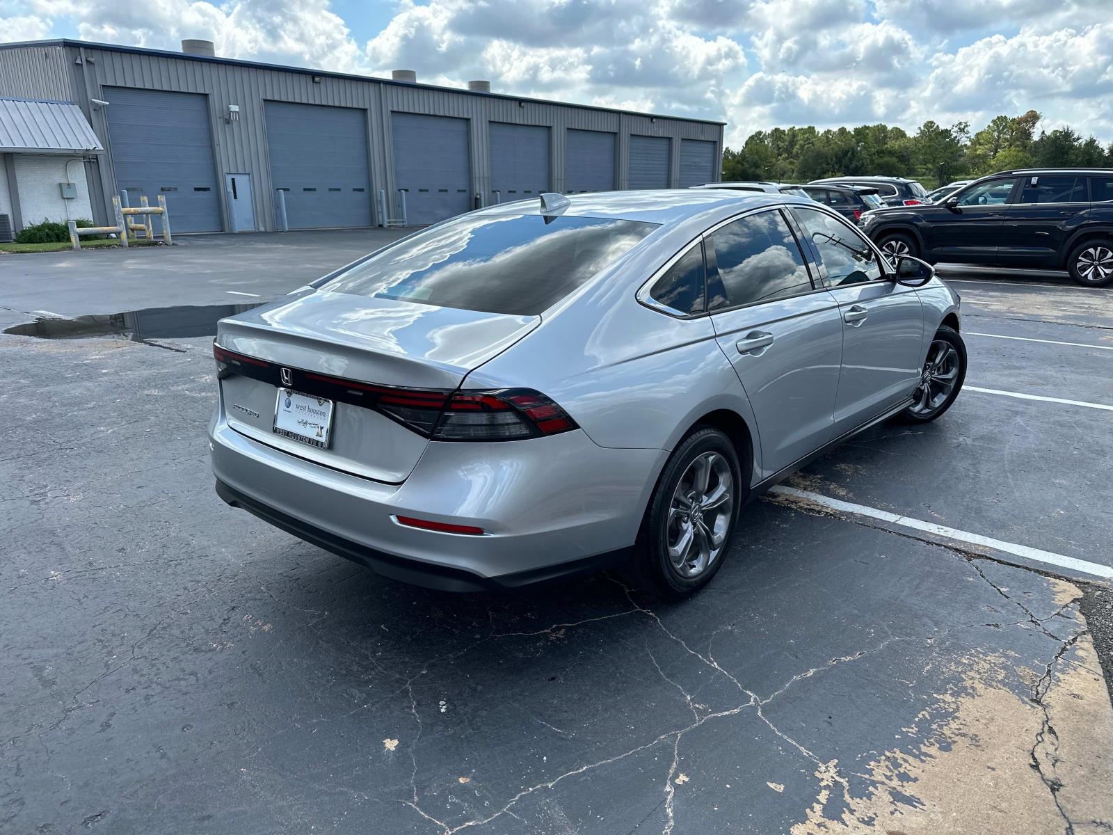 2024 Honda Accord EX photo 4