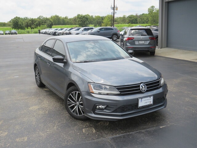 Used 2018 Volkswagen Jetta Wolfsburg Edition with VIN 3VWDB7AJXJM204974 for sale in Houston, TX