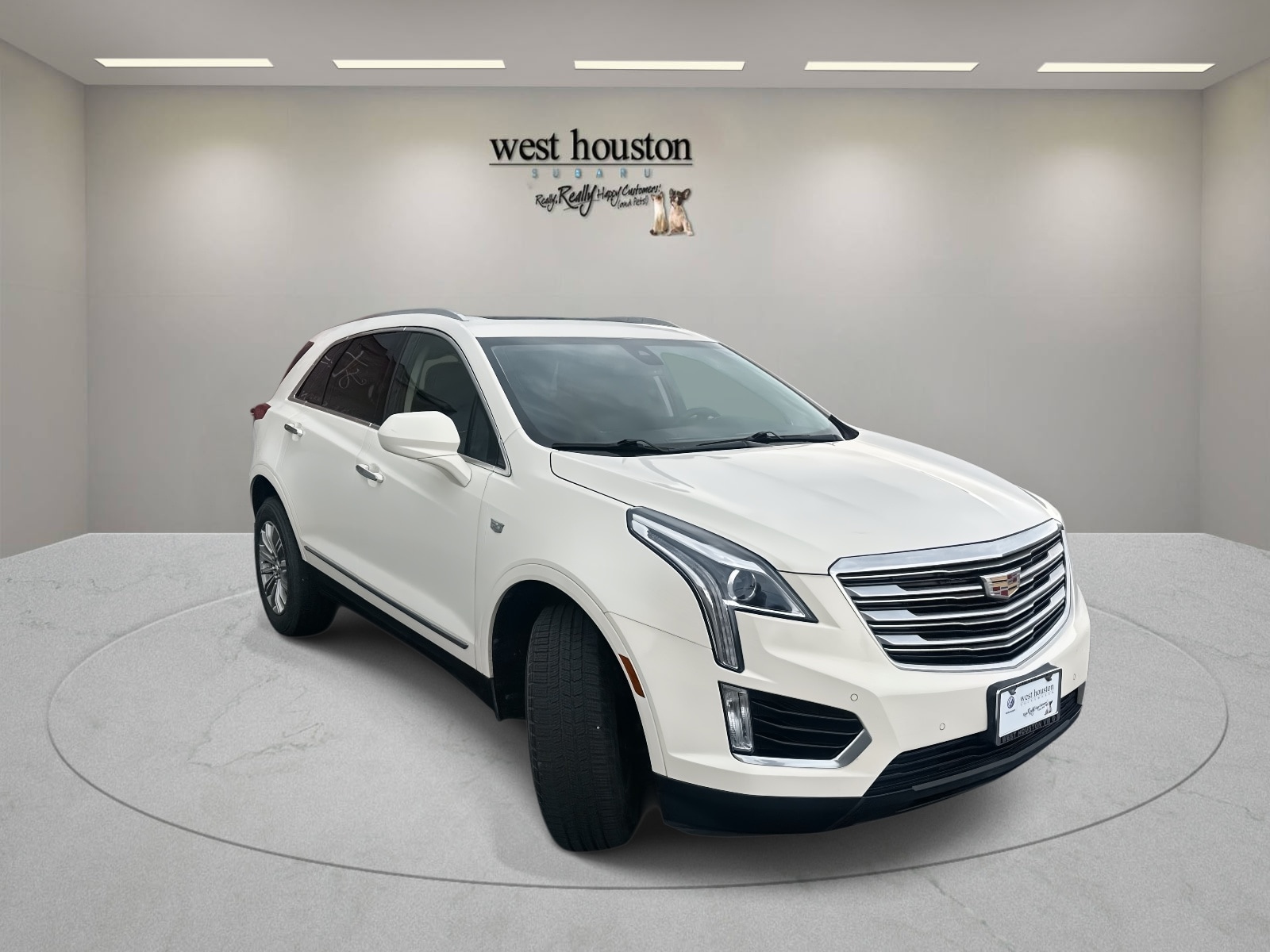 Used 2019 Cadillac XT5 Luxury with VIN 1GYKNCRS0KZ190634 for sale in Houston, TX