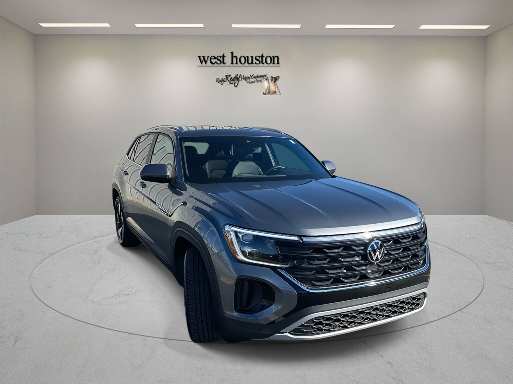 Certified 2025 Volkswagen Atlas Cross Sport 2.0T SE w/Technology FWD Sport Utility