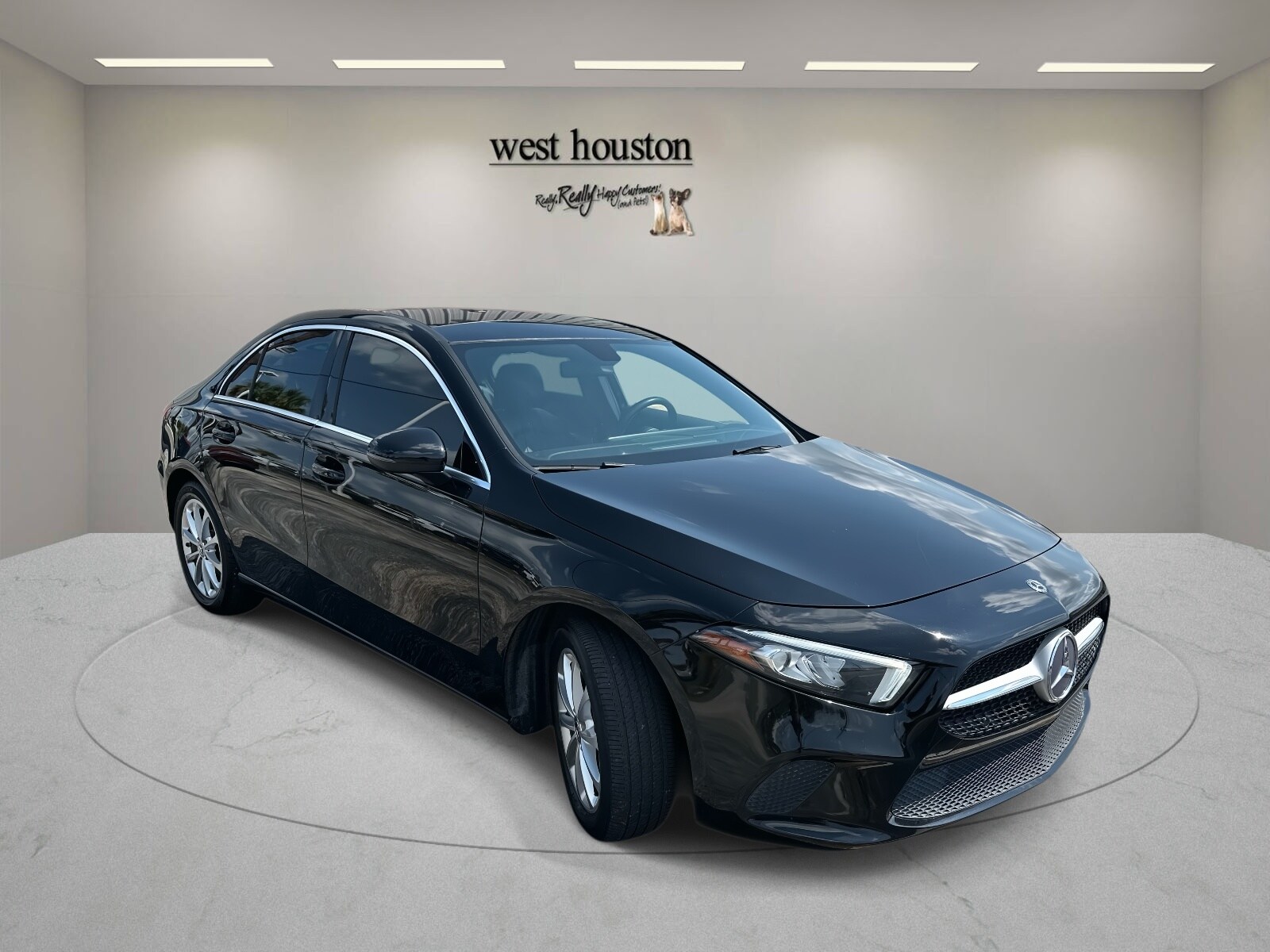 2019 Mercedes Benz A 220 photo 2