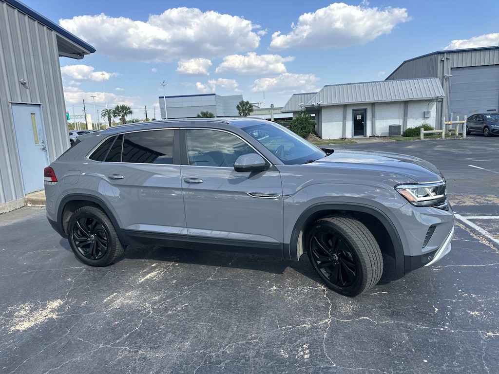 Used 2020 Volkswagen Atlas Cross Sport 3.6L V6 SEL Sport Utility