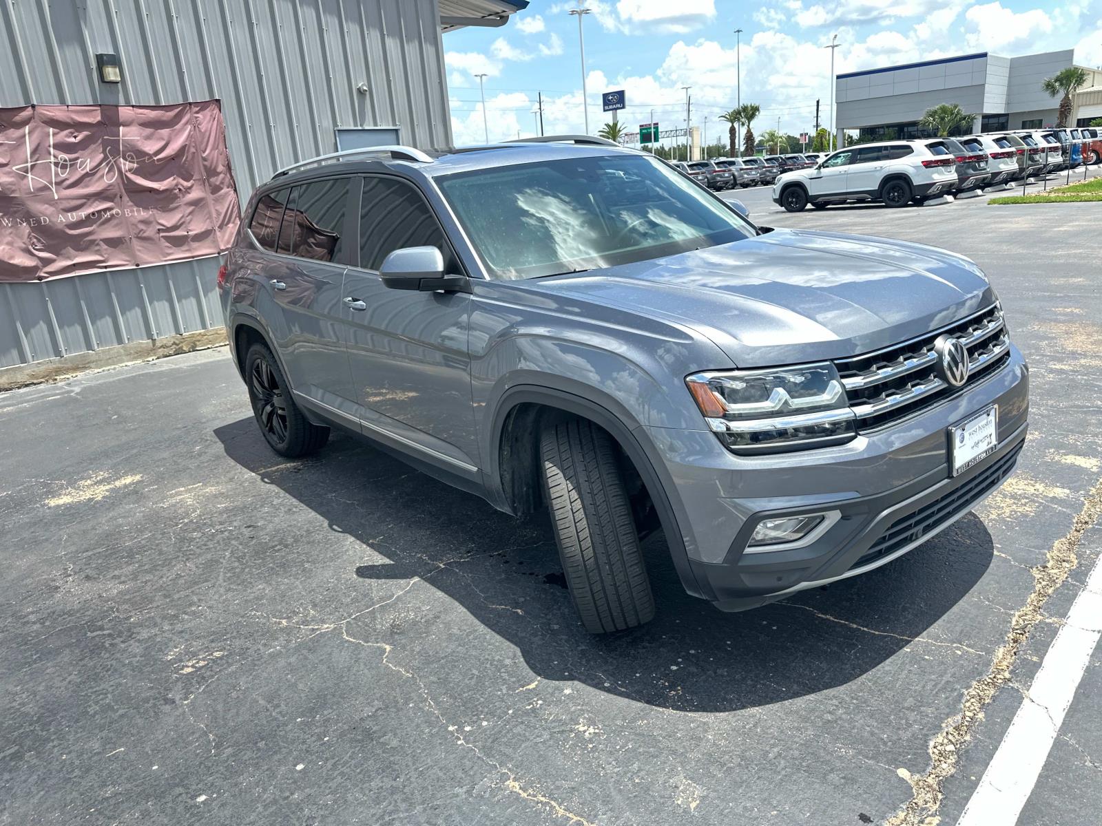 Used 2019 Volkswagen Atlas SEL with VIN 1V2ER2CA9KC599573 for sale in Houston, TX
