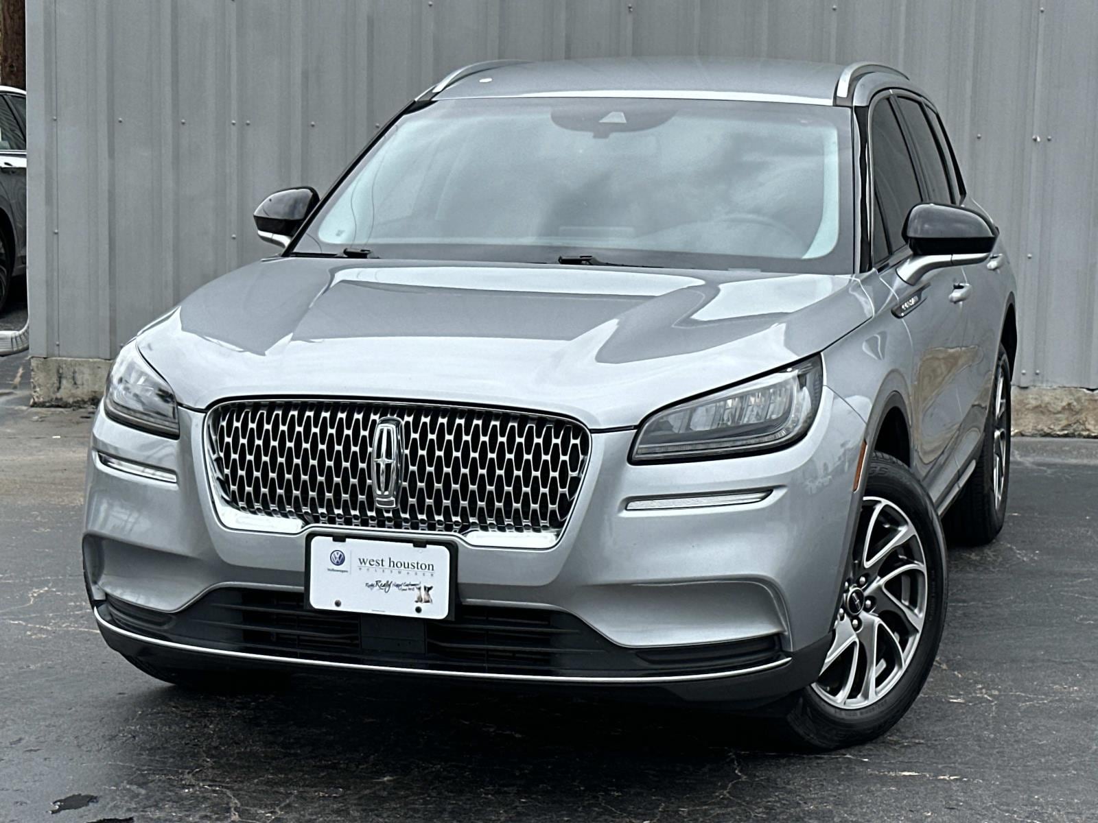 2022 Lincoln Corsair FWD's photo