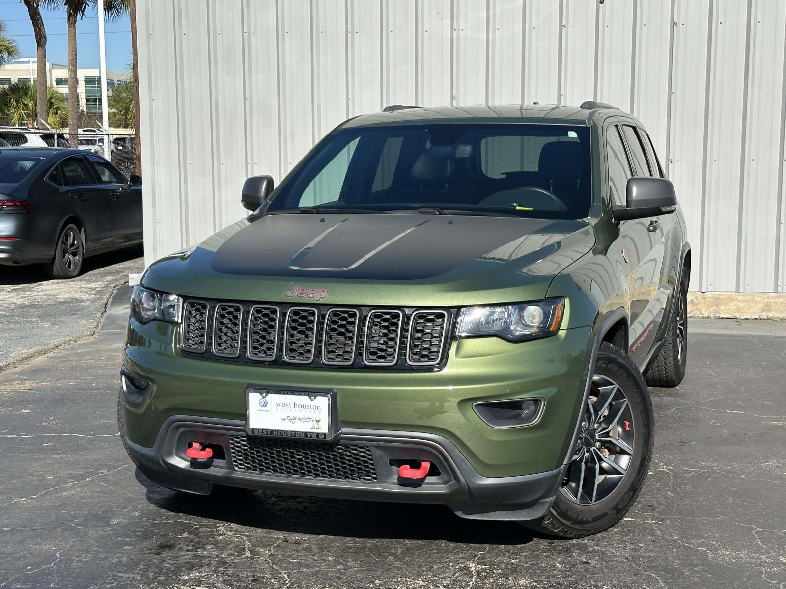 2019 Jeep Grand Cherokee Trailhawk's photo