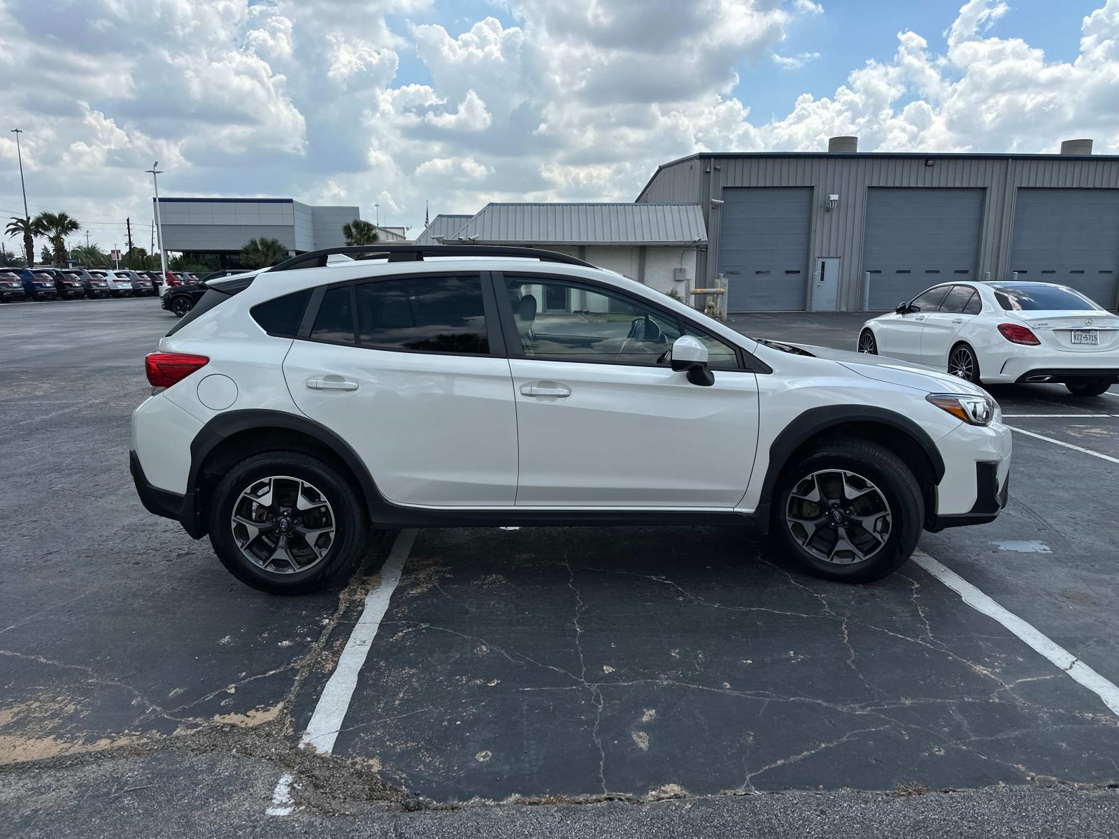 2020 Subaru Crosstrek Premium photo 3