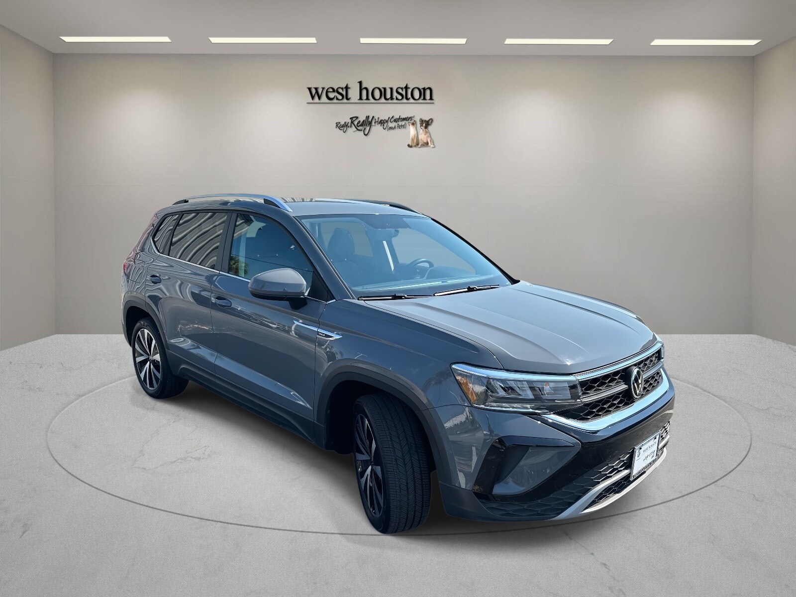 2022 Volkswagen Taos SE photo 2