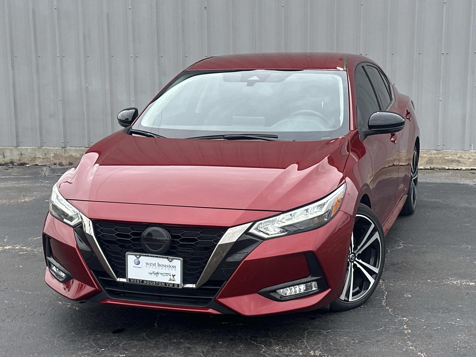 2022 Nissan Sentra SR's photo
