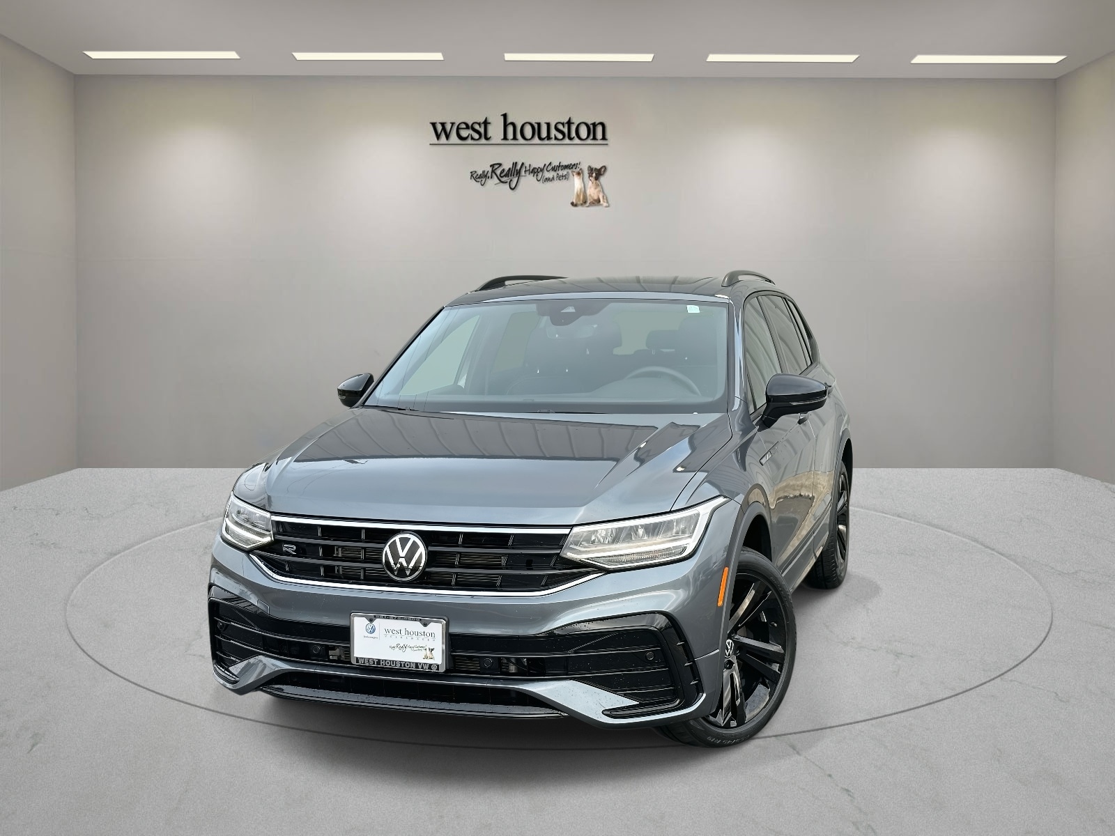 2023 Volkswagen Tiguan SE R-LINE BLACK