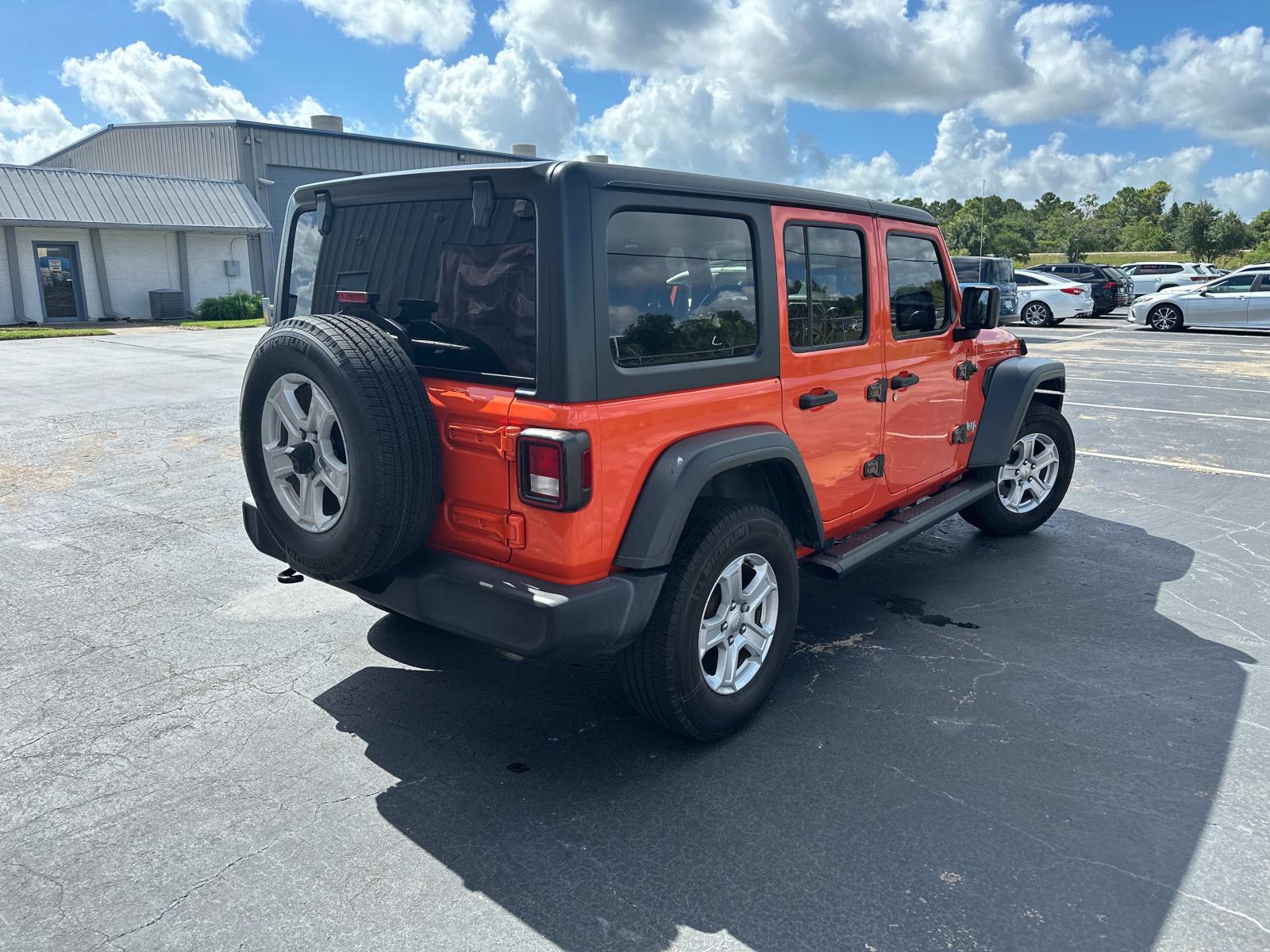2020 Jeep Wrangler Unlimited Sport S photo 3