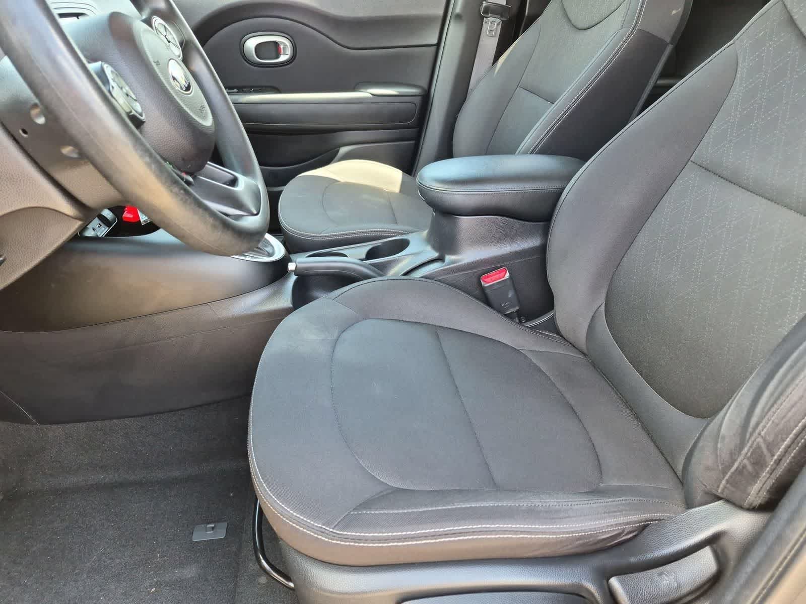 Thumbnail: 2015 Kia Soul - 16
