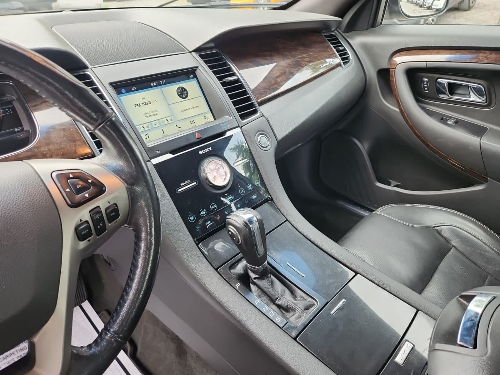 Thumbnail: 2017 Ford Taurus - 10