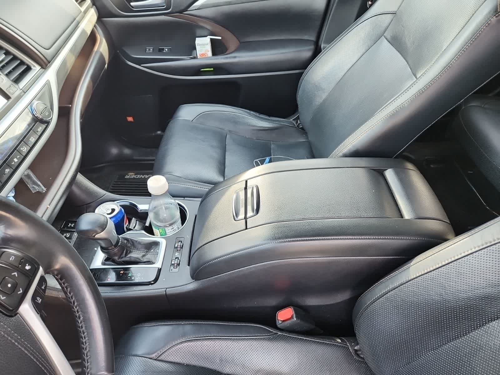 Thumbnail: 2018 Toyota Highlander - 11