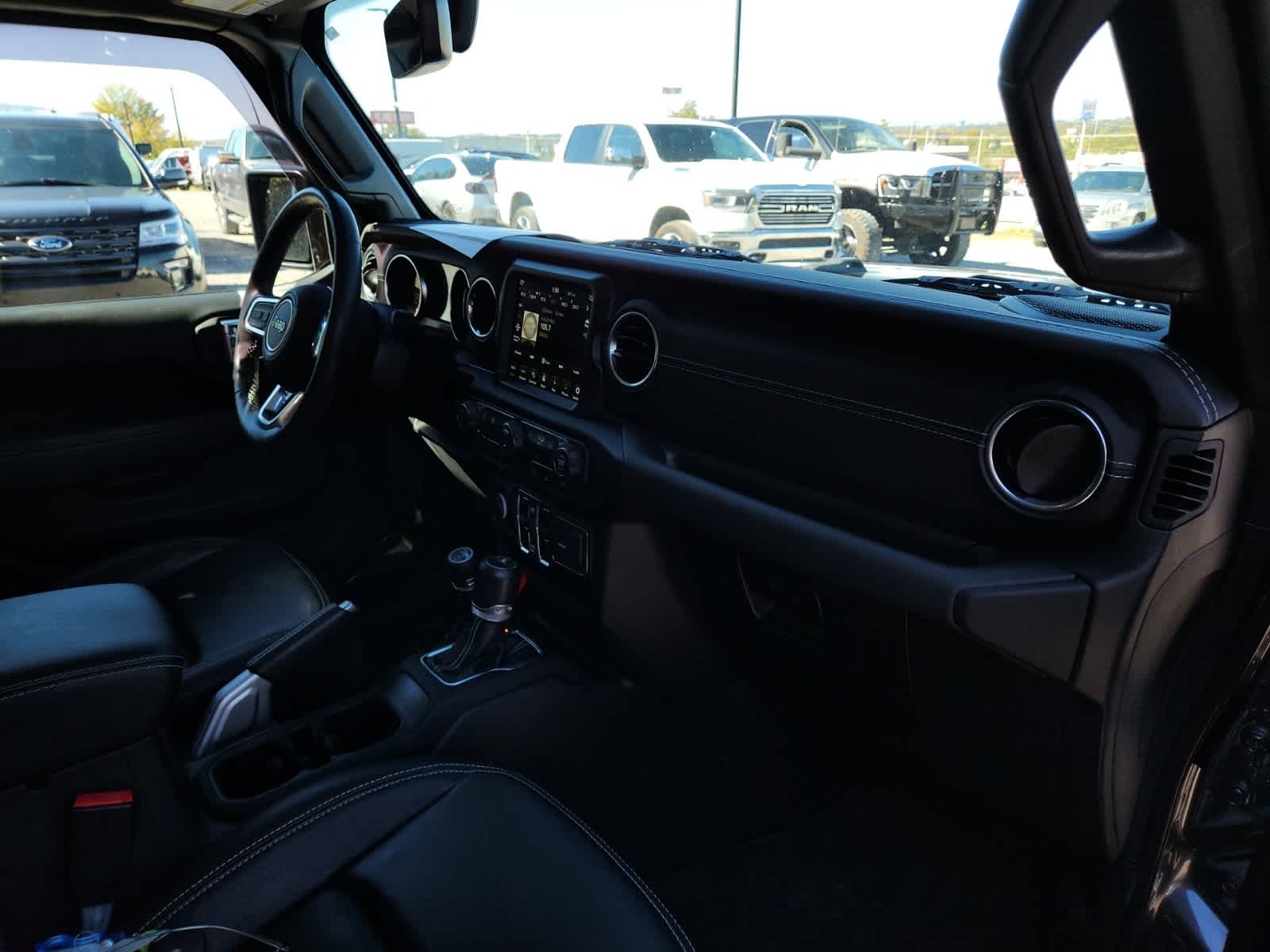 Thumbnail: 2021 Jeep Gladiator - 18
