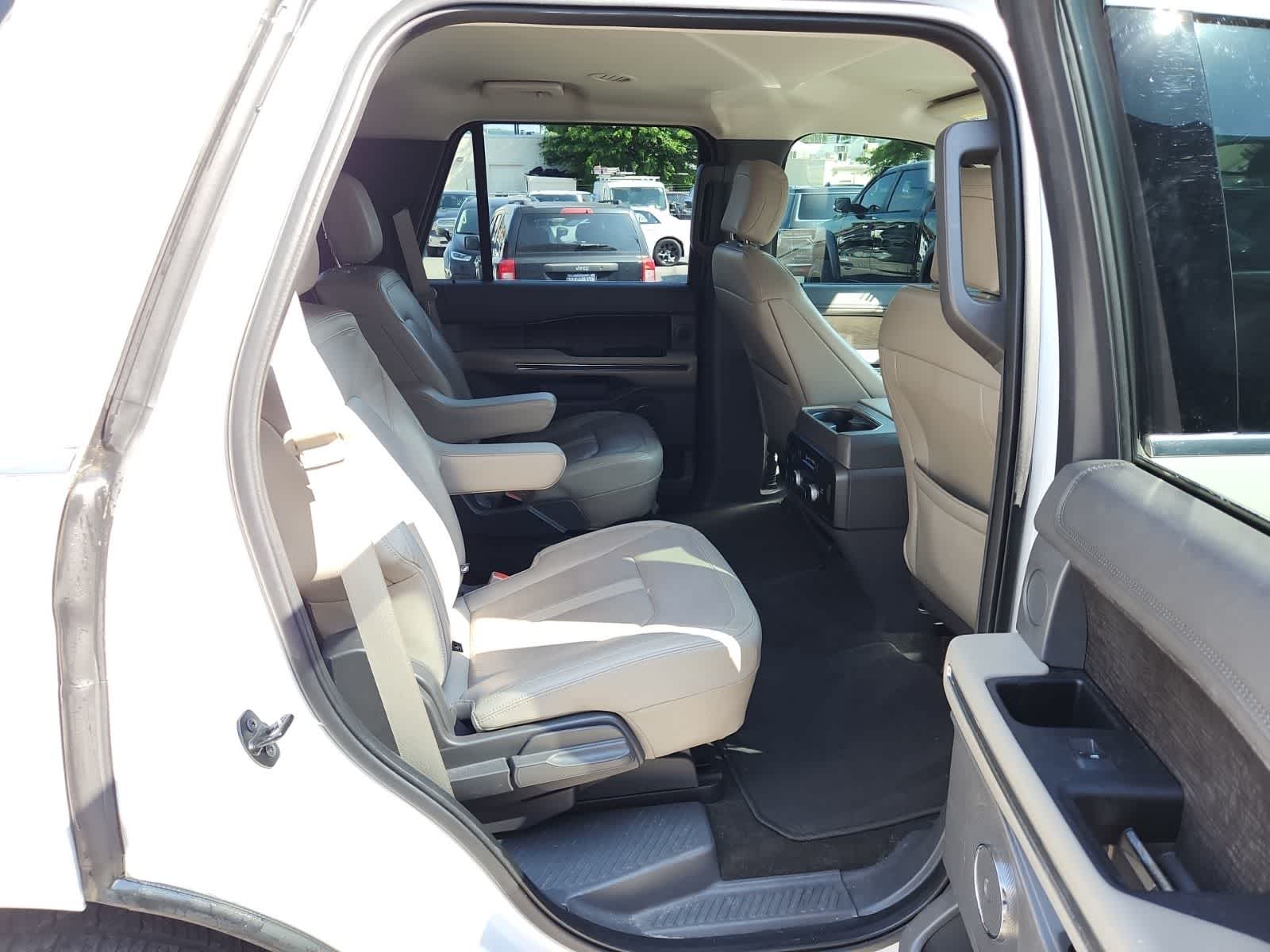 Thumbnail: 2019 Ford Expedition - 23