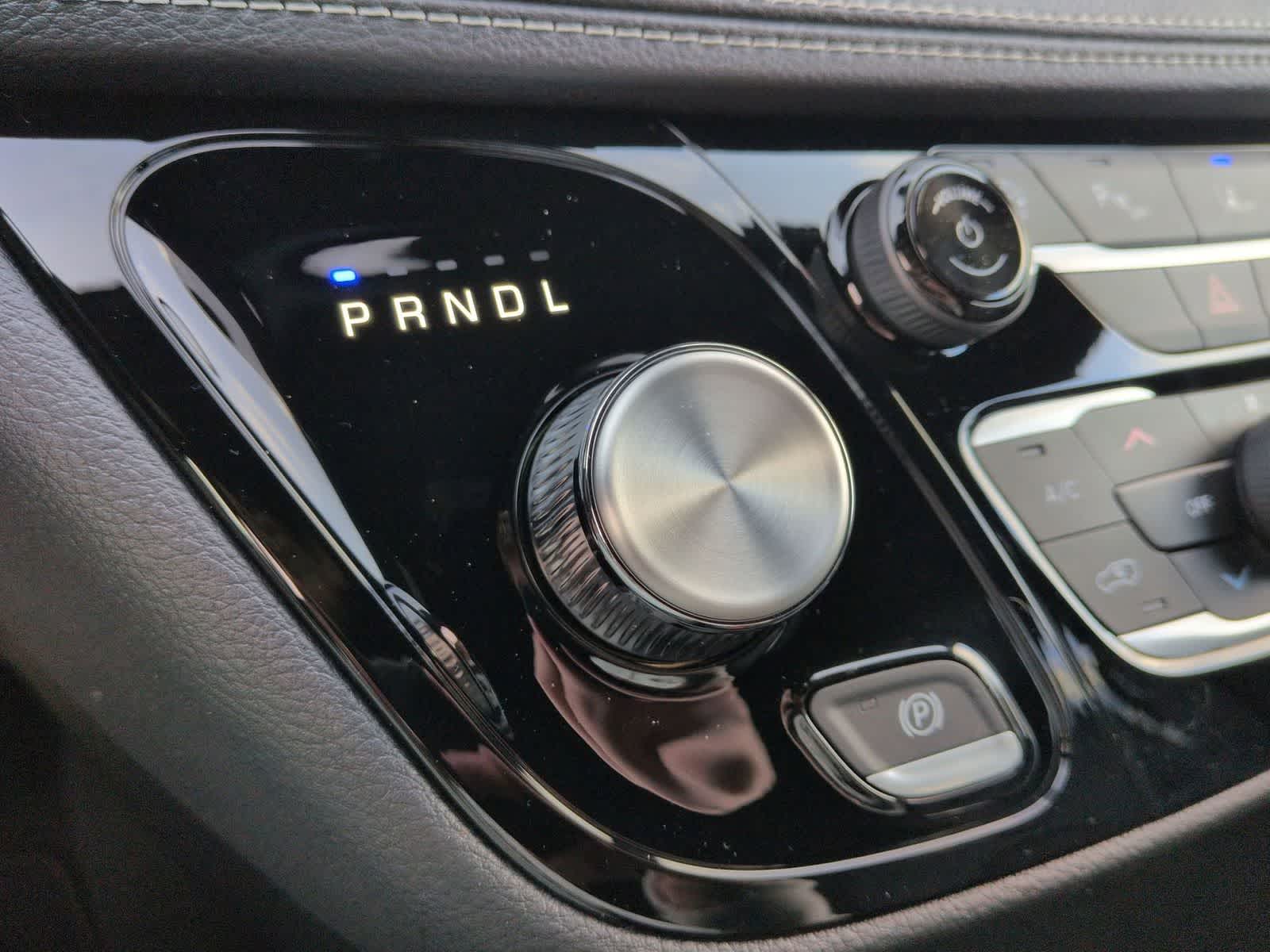 Thumbnail: 2026 Chrysler Pacifica - 22