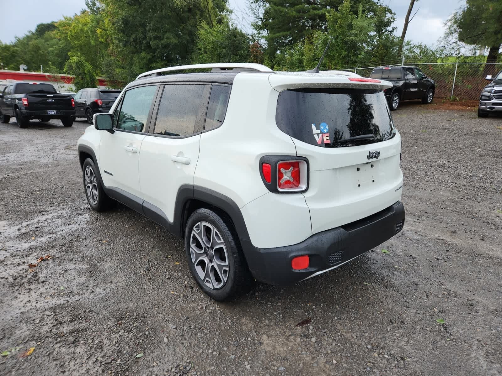 Thumbnail: 2015 Jeep Renegade - 3