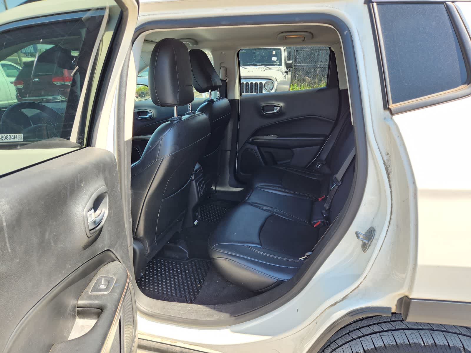 Thumbnail: 2018 Jeep Compass - 26