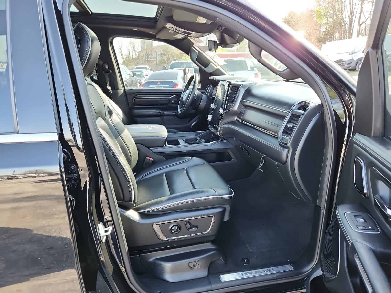 Thumbnail: 2022 RAM 1500 - 22