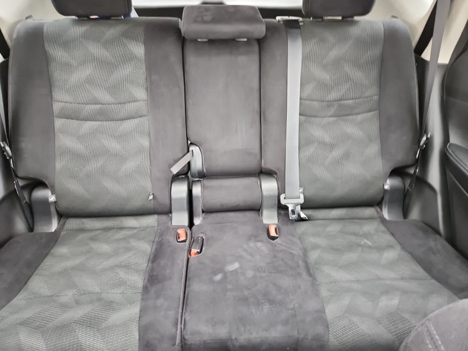 Thumbnail: 2016 Nissan Rogue - 20