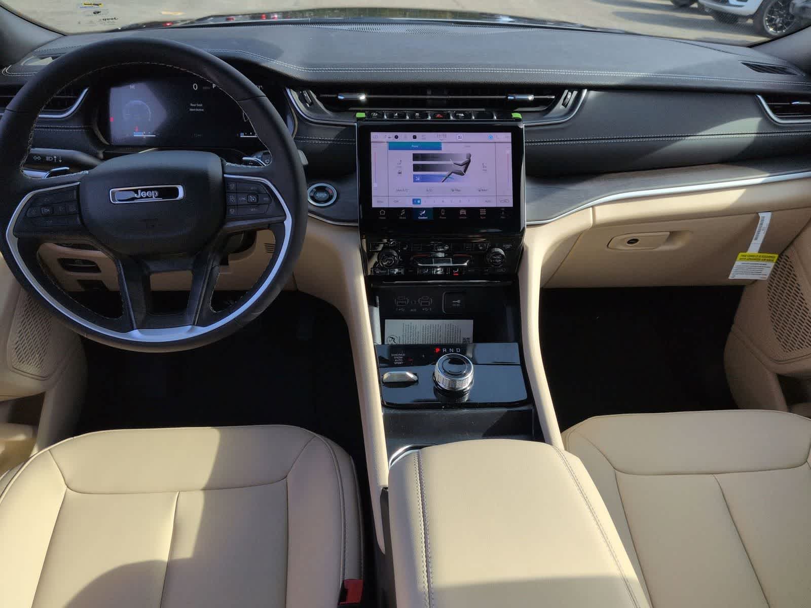 Thumbnail: 2025 Jeep Grand Cherokee L - 14