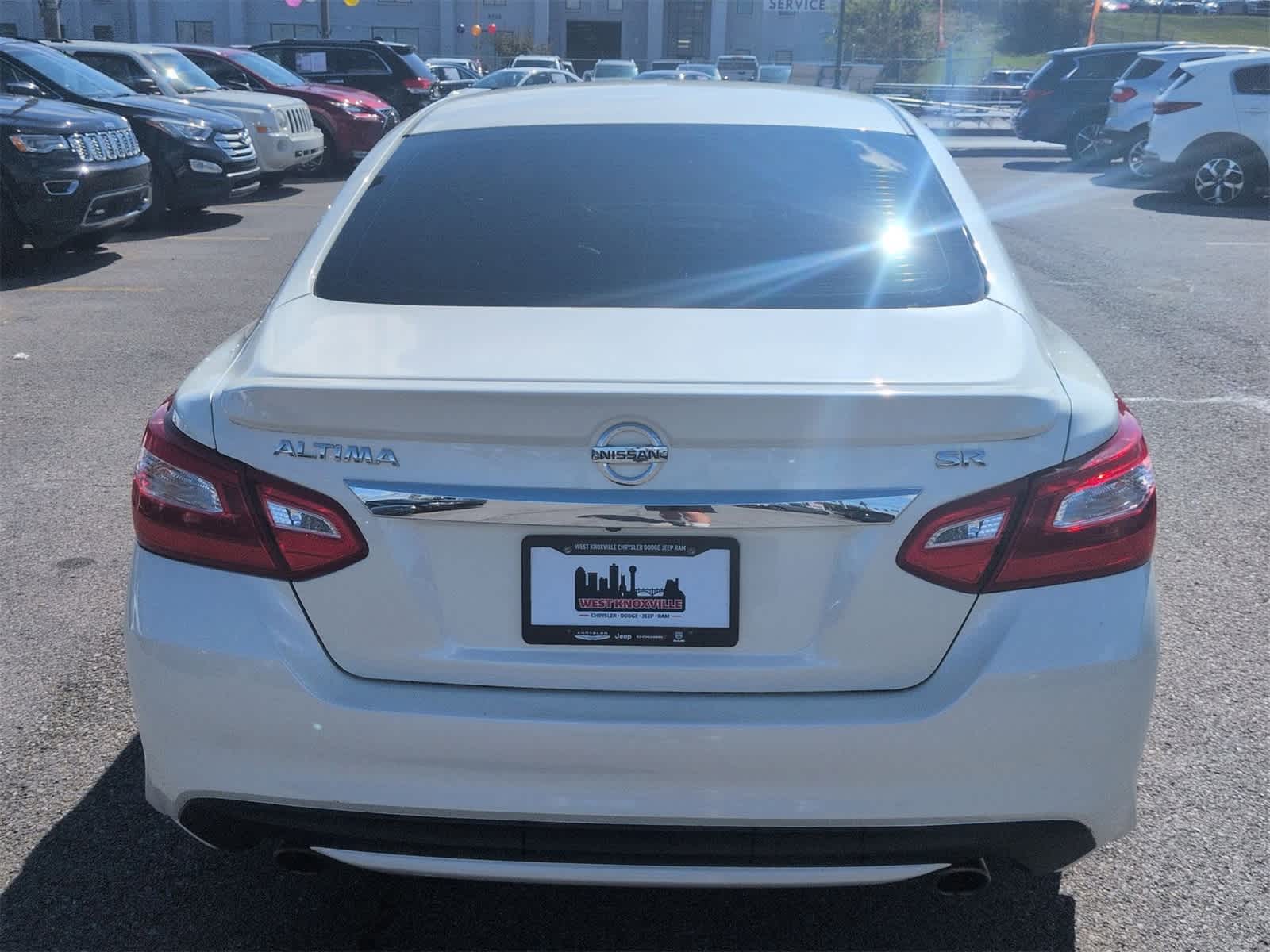 Thumbnail: 2016 Nissan Altima - 7