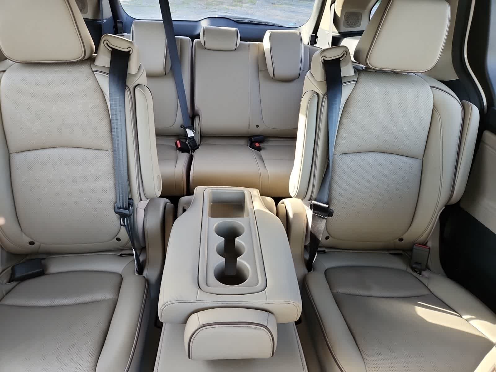 Thumbnail: 2023 Honda Odyssey - 20