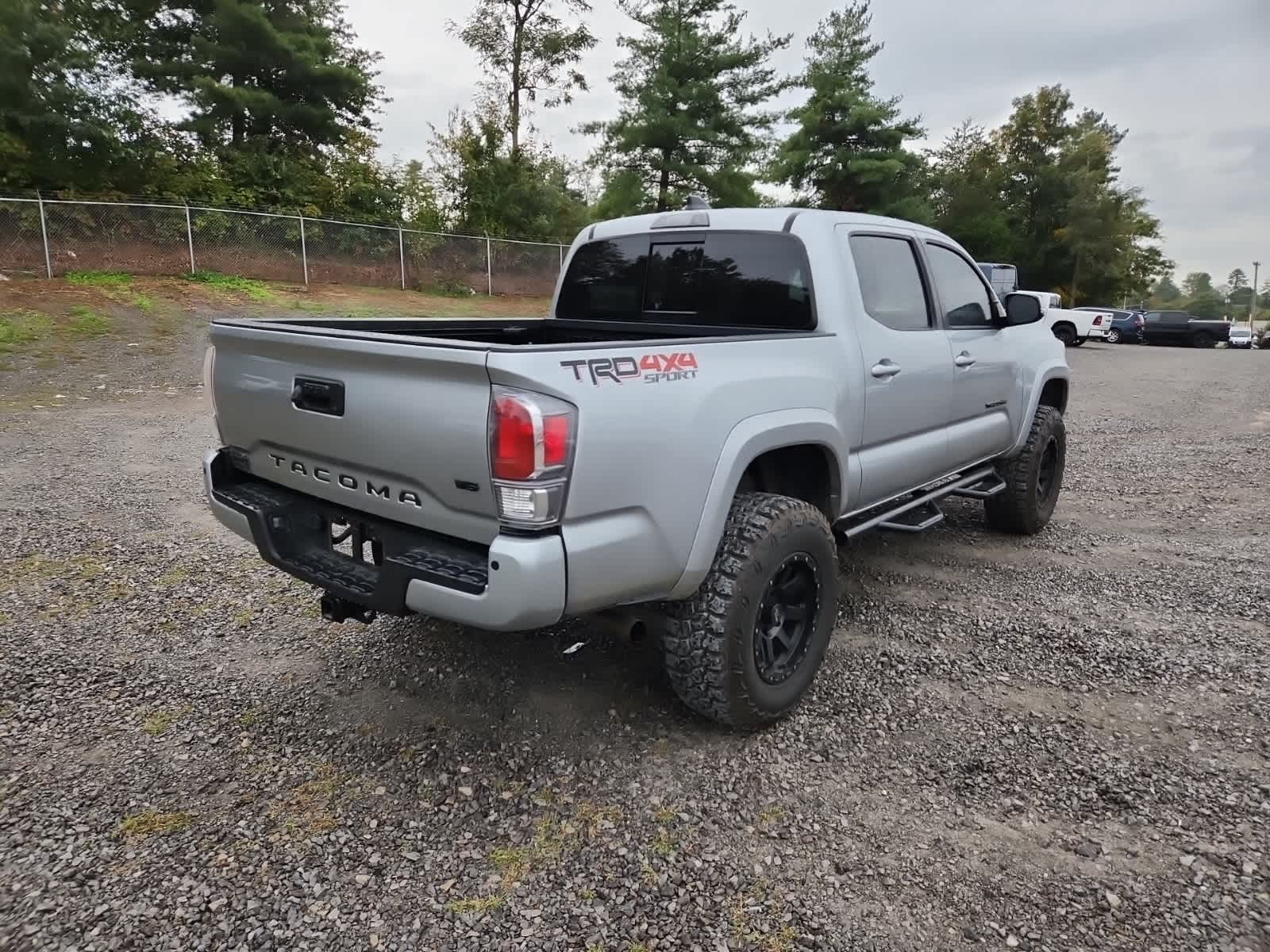 Thumbnail: 2022 Toyota Tacoma - 5