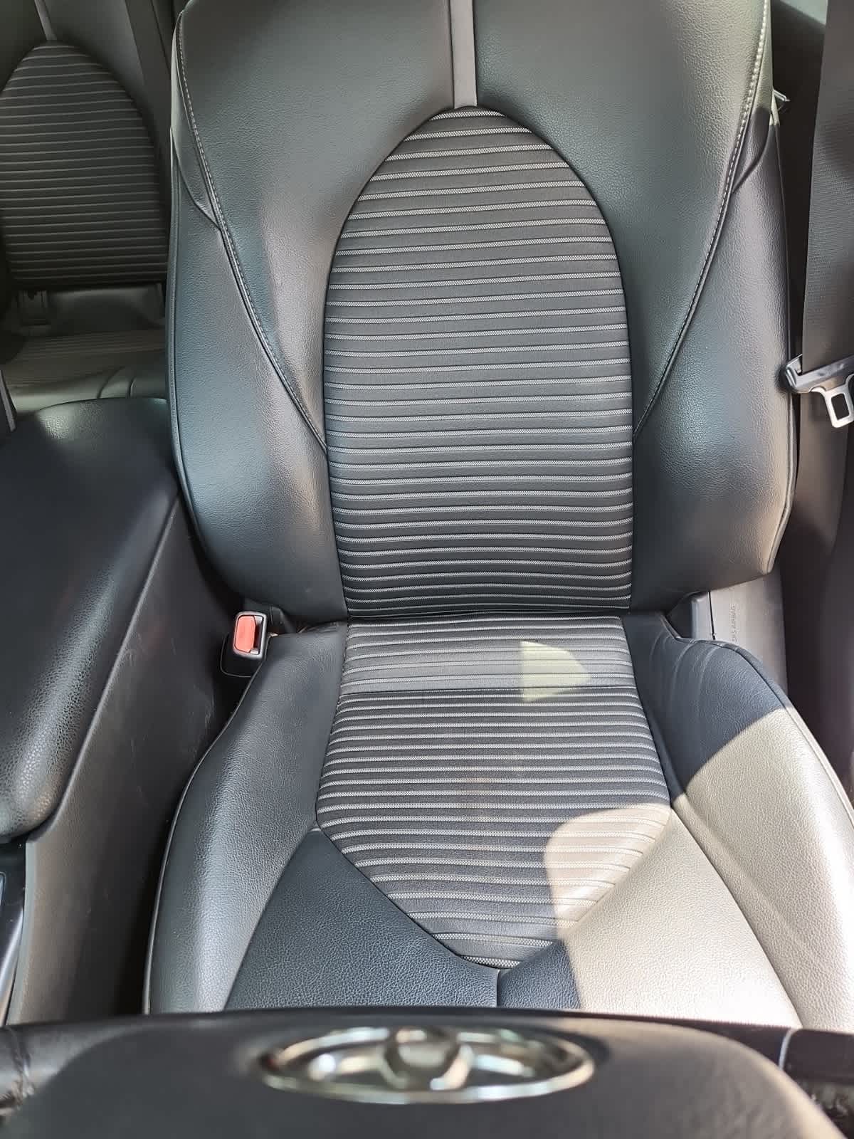 Thumbnail: 2019 Toyota Camry - 14