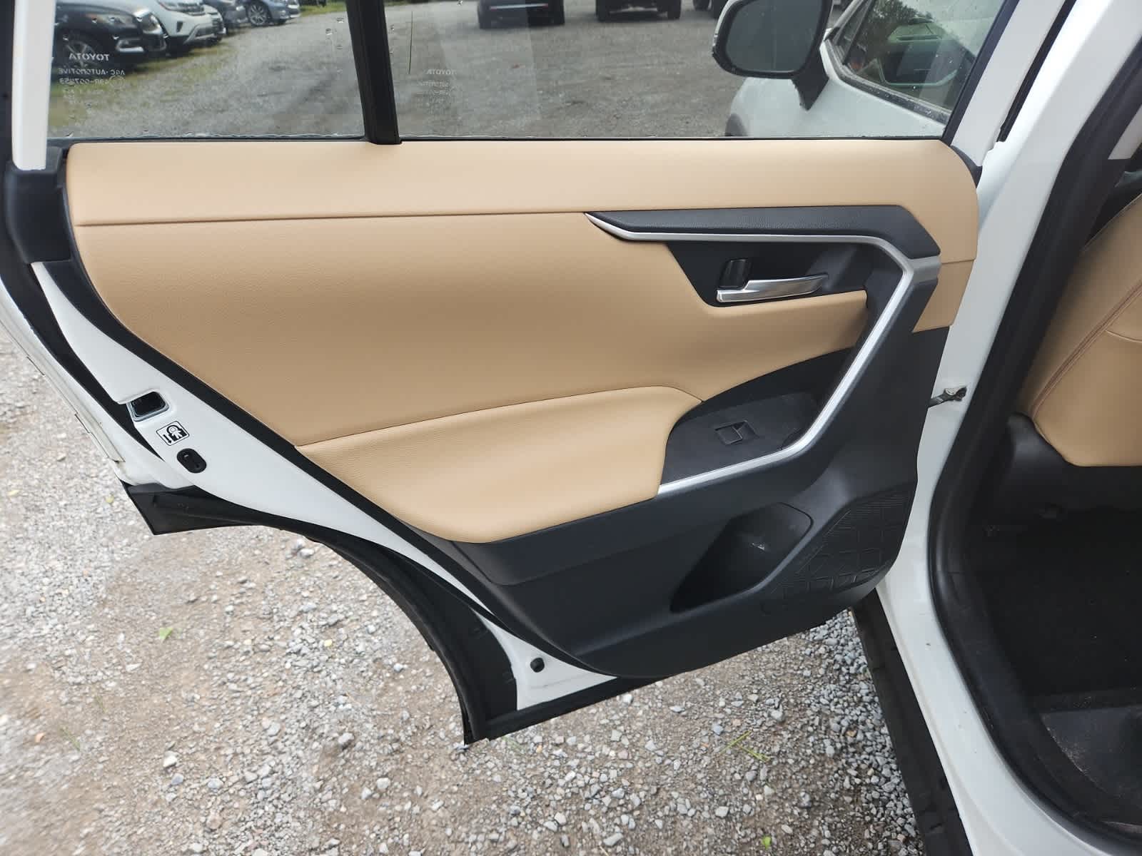 Thumbnail: 2019 Toyota RAV4 - 27