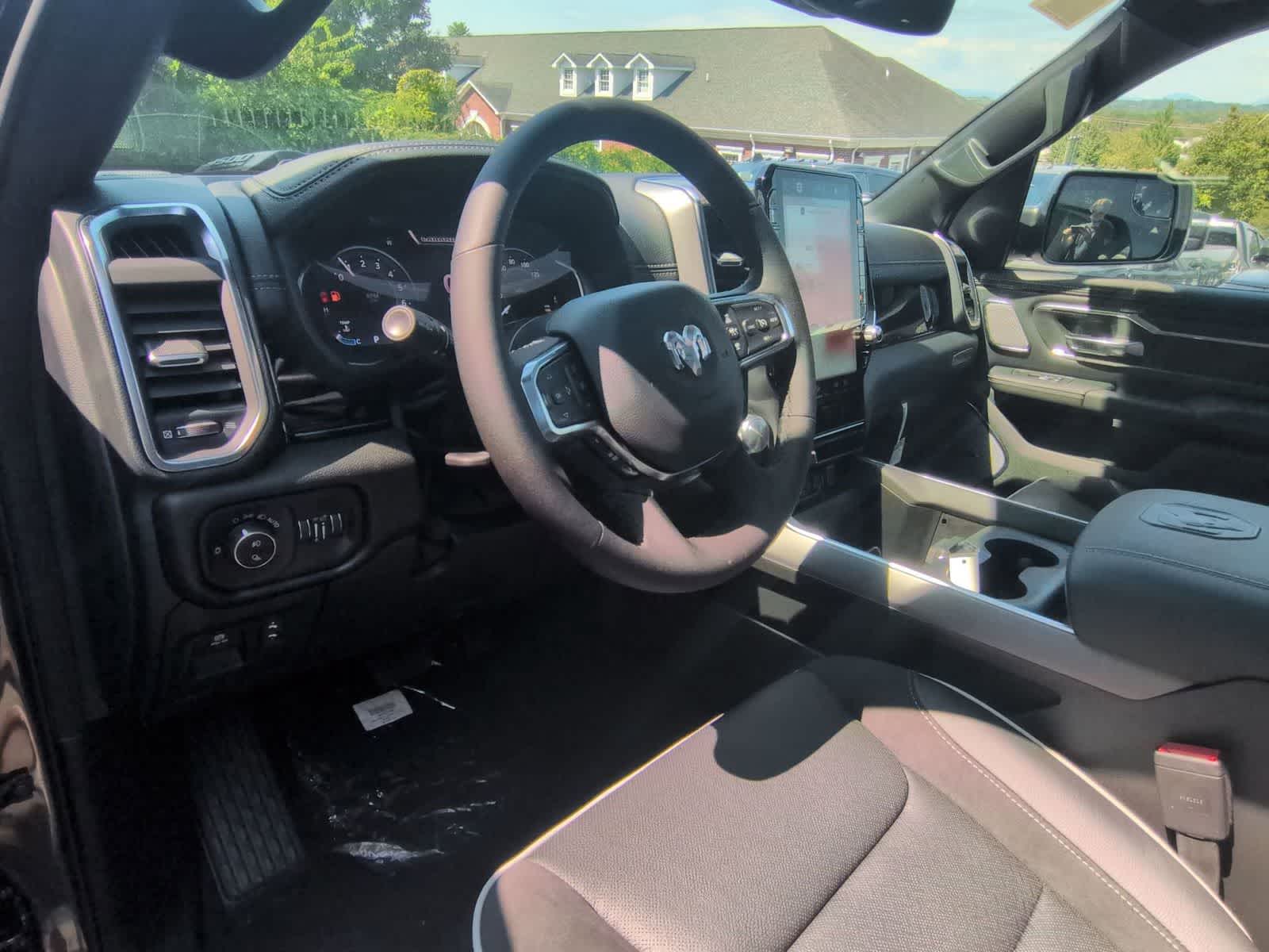 Thumbnail: 2026 RAM 1500 - 10