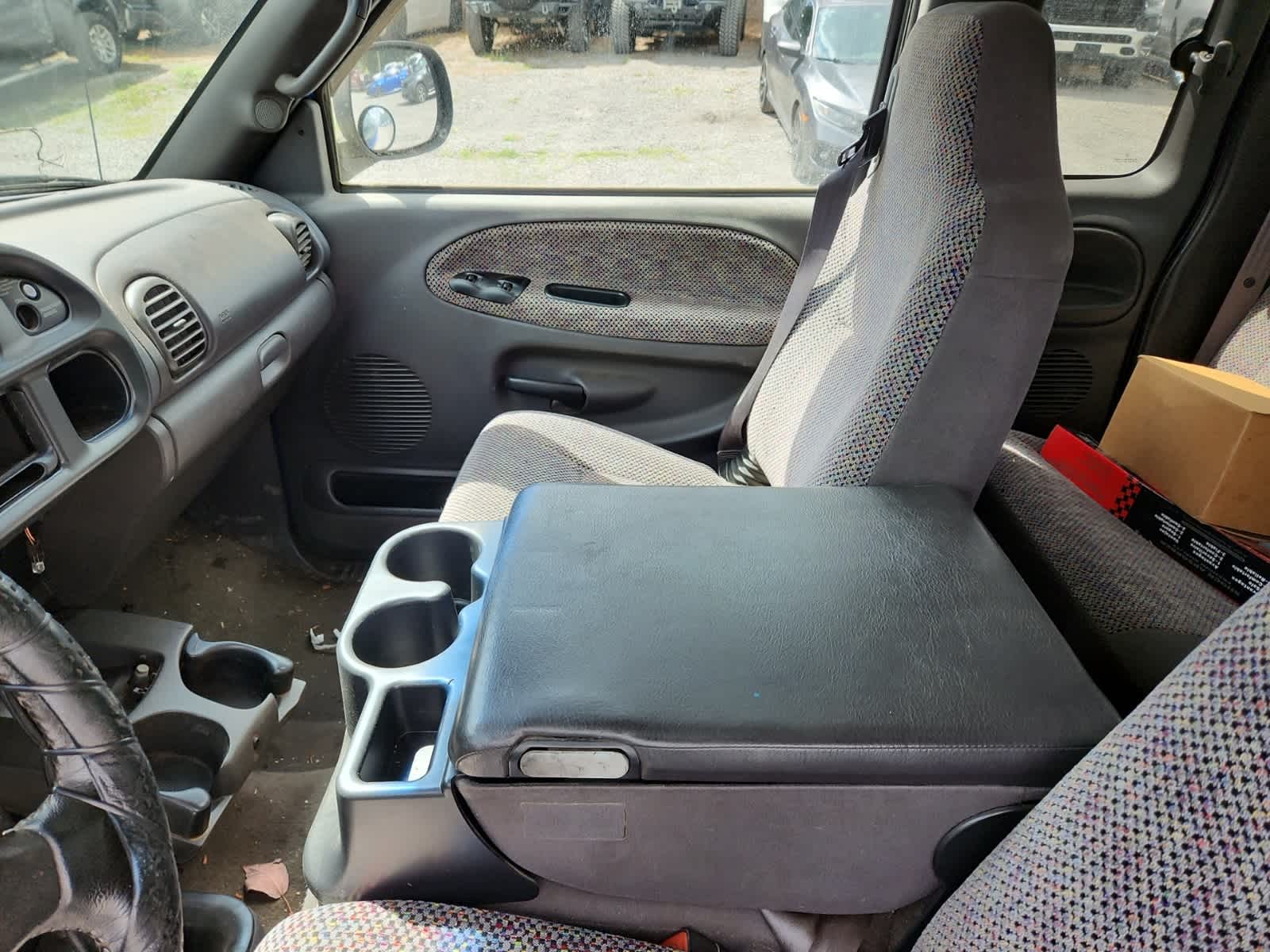 Thumbnail: 2001 Dodge Ram 1500 - 11