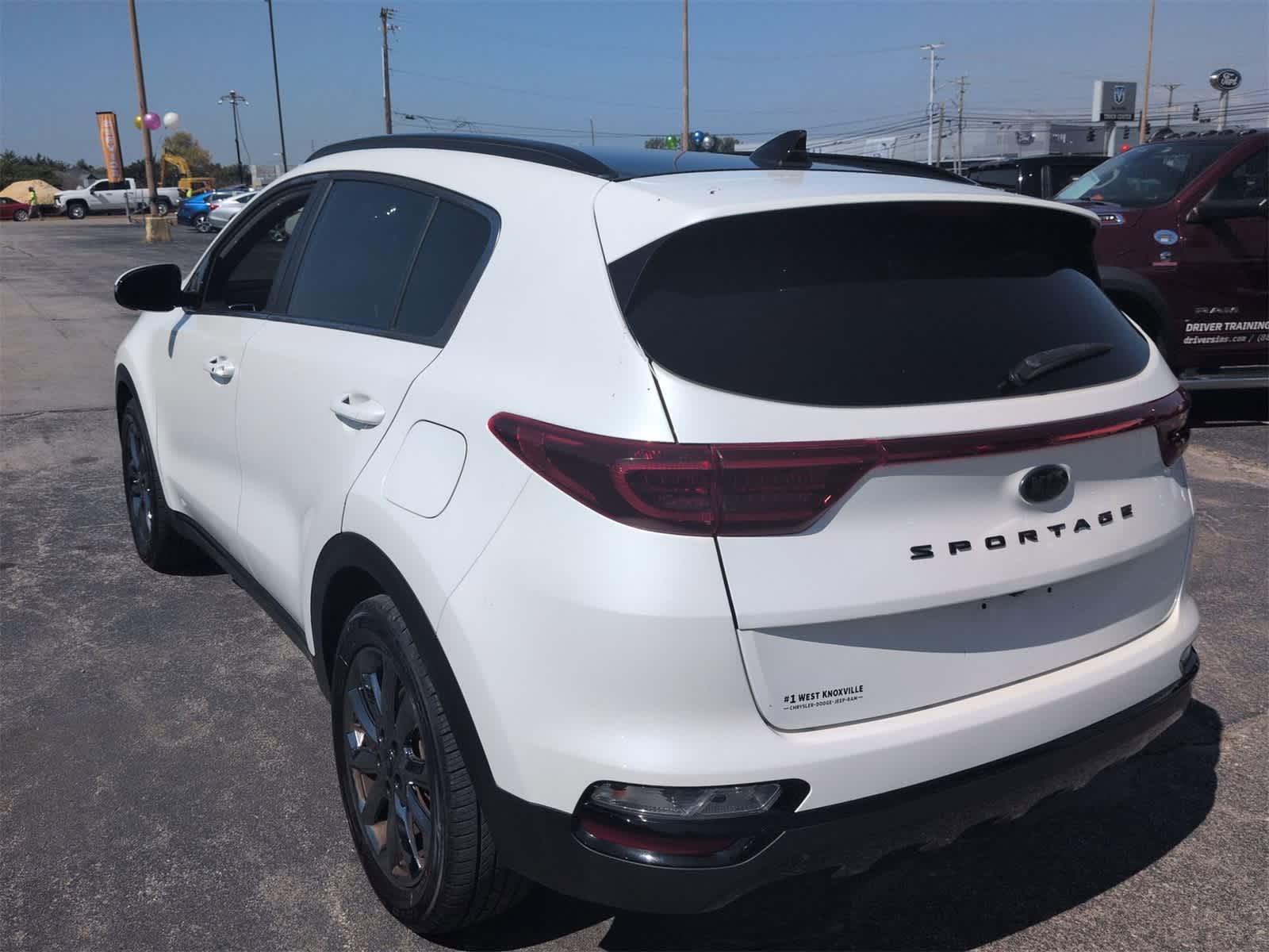Thumbnail: 2022 Kia Sportage - 6