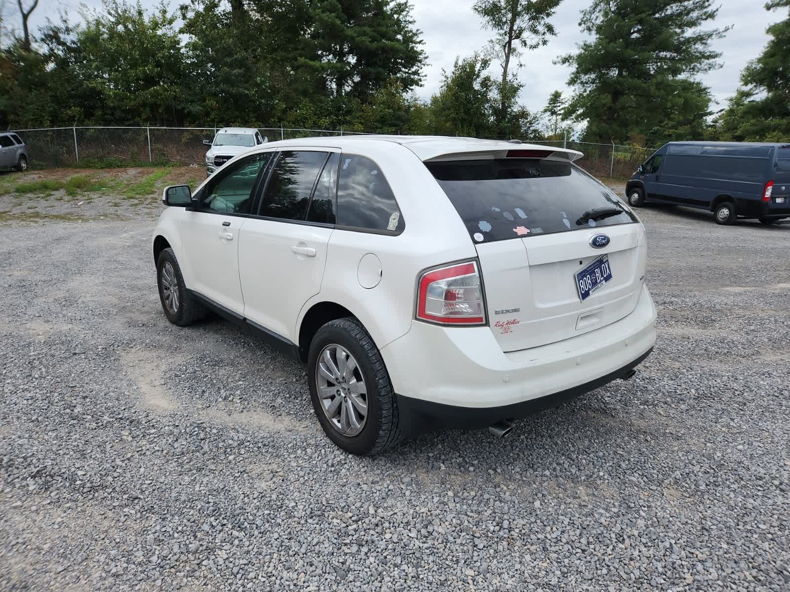 Thumbnail: 2010 Ford Edge - 3