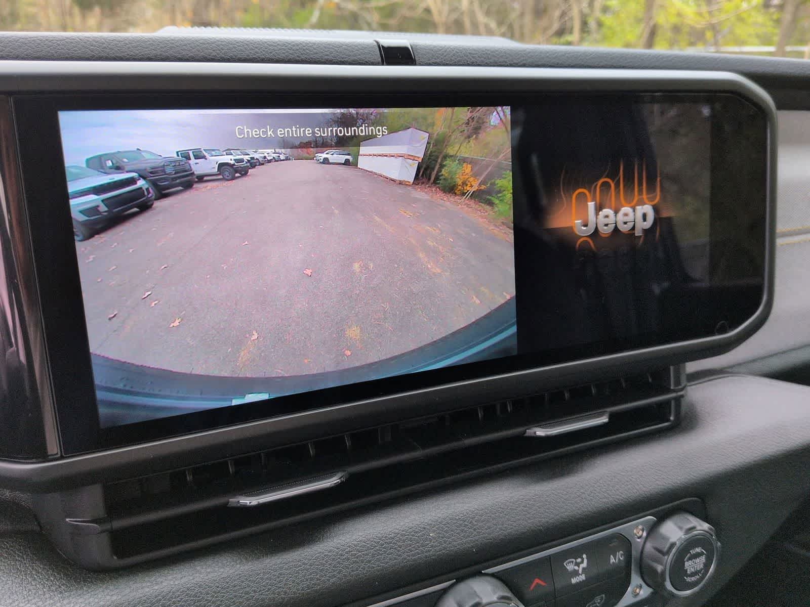 Thumbnail: 2026 Jeep Wrangler - 27